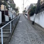 兒嶋画廊横の坂